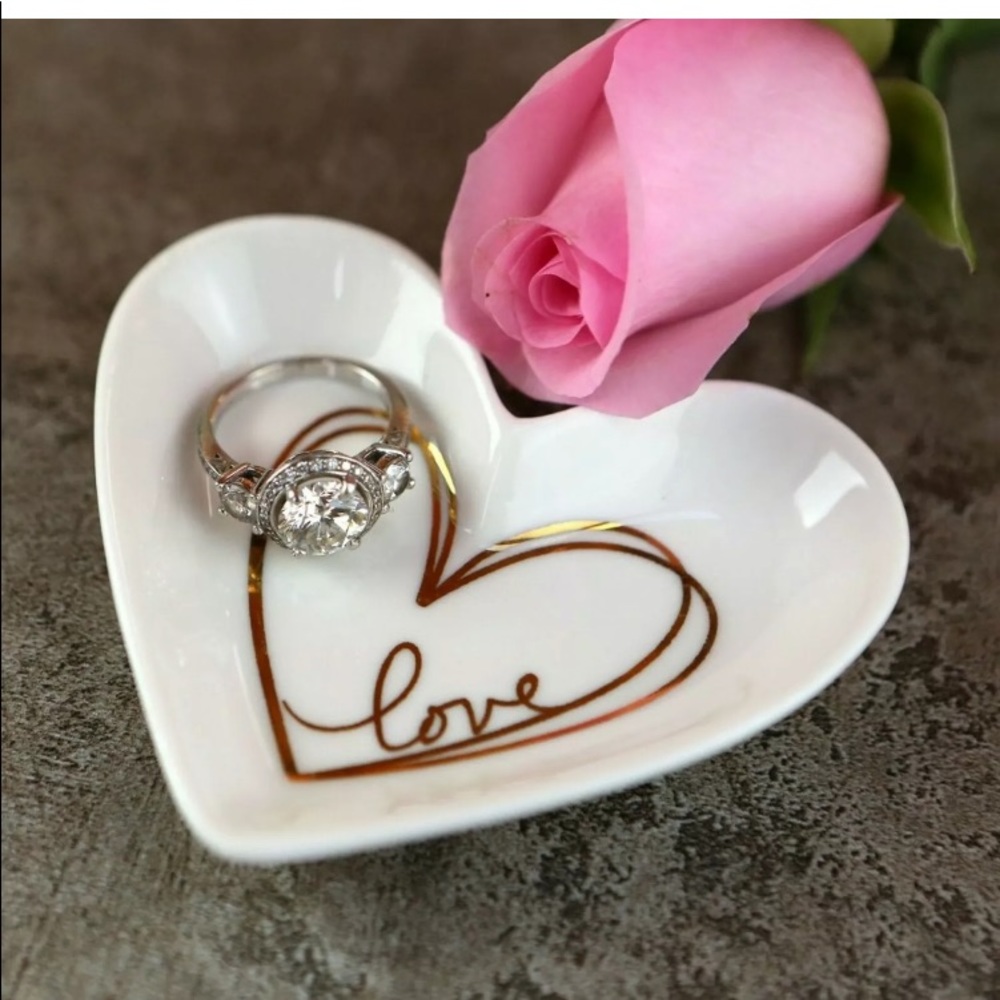 Kate Aspen Love Heart Trinket Ring Dish 👠